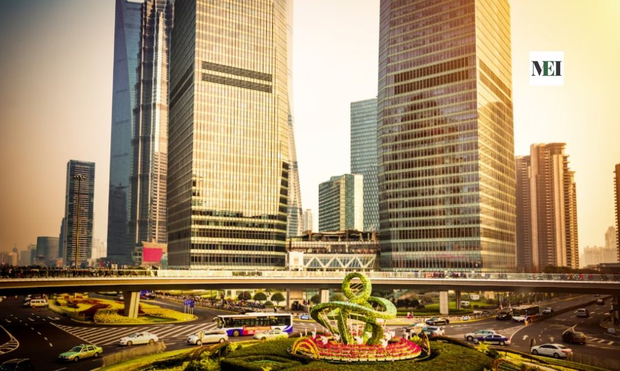 Read more about the article International Holding Company Shapes UAE’s Diversified Empire