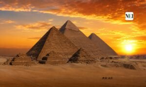Discovering the Secrets and Legacy Behind the Majestic Pyramids of Giza
